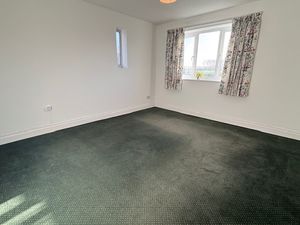 Bedroom- click for photo gallery